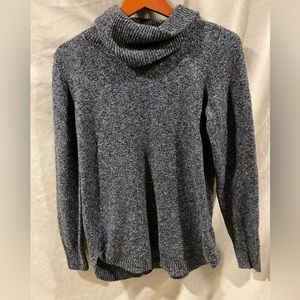 Tahari sweater
